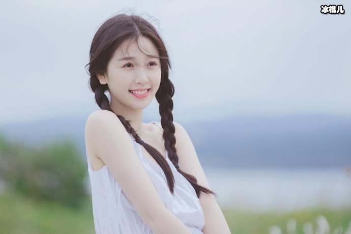 【WPT扑克】虞书欣被李佳琦叫错名字，本尊回应综艺感爆棚智化解尴尬