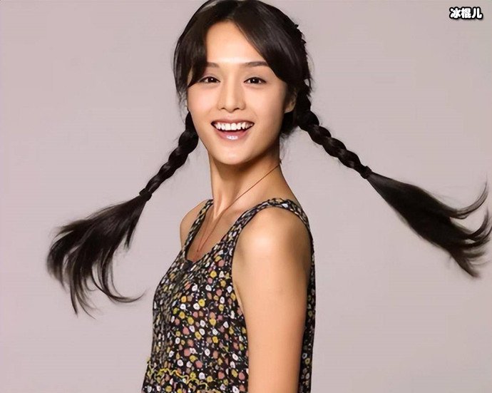 【WPT扑克】她17岁上春晚走红，21岁裸婚嫁给小演员，现影帝丈夫已成前夫