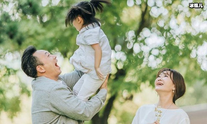 【WPT扑克】夫妻俩丁克10年，妻子40岁意外怀孕，今变成女儿奴了