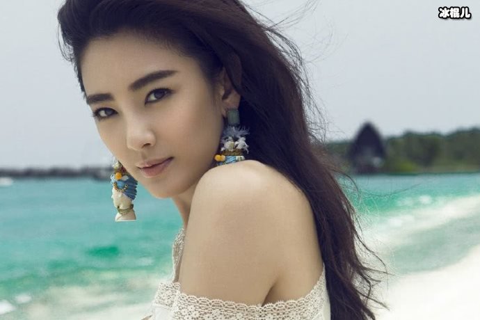 【WPT扑克】张雨绮在直播间出现询问如何充值，网友：这就是我