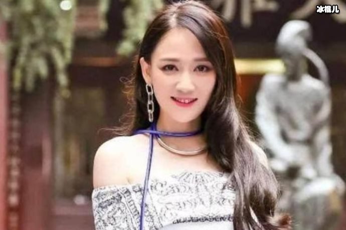 【WPT扑克】素颜皮肤状态差，41岁的陈乔恩节目秀恩爱