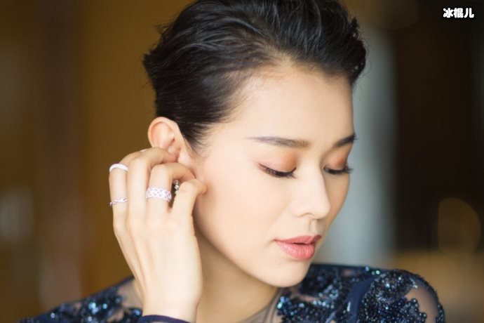 【WPT扑克】胡杏儿老公晒一家人出游的照片，对网友关心表示感谢