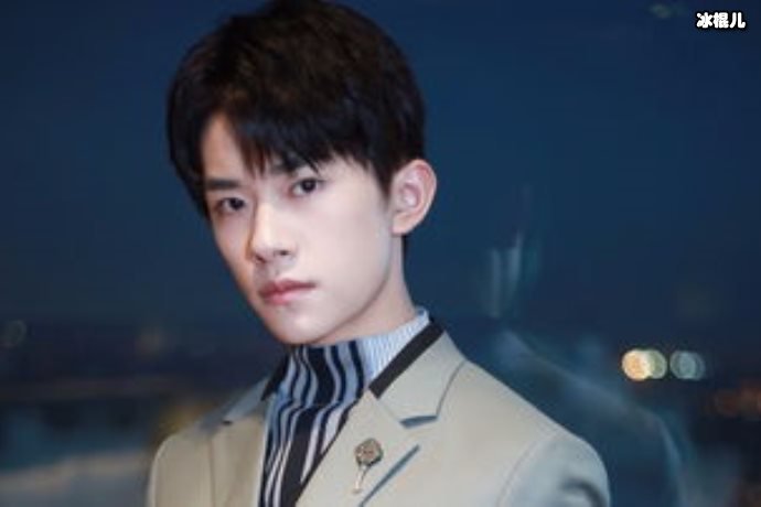 【WPT扑克】易烊千玺口味独特，年纪轻轻的他为什么这么多人喜欢？