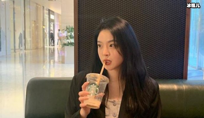 【WPT扑克】王文也官宣恋情对方朋友圈被曝光，两人合影很有夫妻相