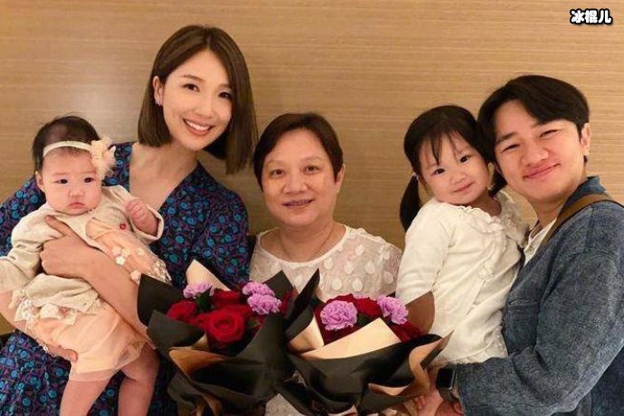 【WPT扑克】王祖蓝夫妇齐逛街被群嘲像路人，网友：不是说怀孕了？