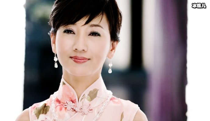 【WPT扑克】岁月无情却不带走白素贞，赵雅芝与金莎合照实力诠释逆龄