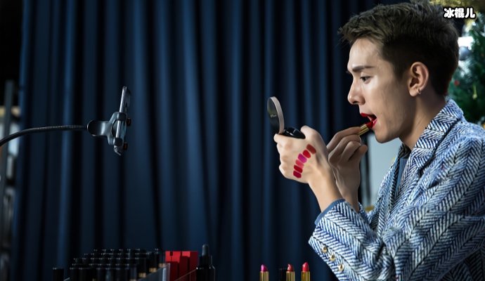 【WPT扑克】李佳琦再遭爆料公司曾被罚一万元，直播带货的冬天要来了