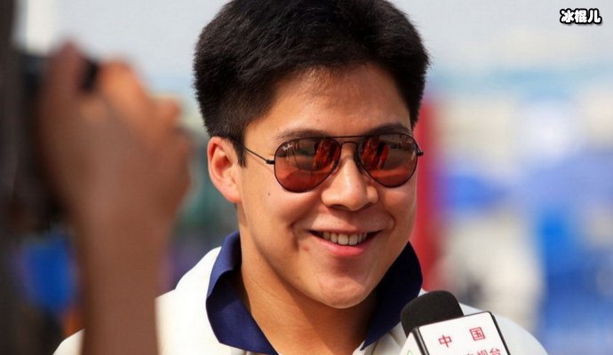 【WPT扑克】霍启刚带宝贝儿子下厨，大手握小手共同制作美味咖喱