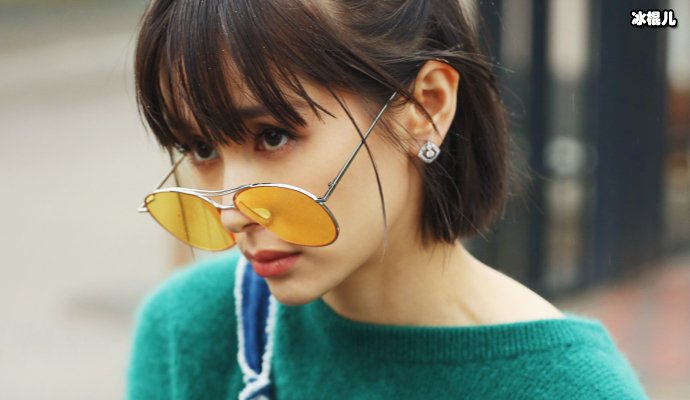 【WPT扑克】王子文走红毯穿露背裙冻的直哆嗦，接受采访的时候表情亮了