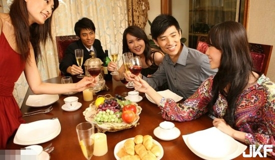 【WPT扑克】常被說是沒朋友邊緣人？恭喜，你也許是幸福聰明人！