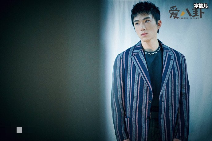 【WPT扑克】邬立朋个人资料, 邬立朋是哪家公司艺人现发展的如何?