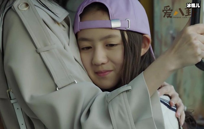 【WPT扑克】亲爱的热爱的小艾为什么会失聪? 角色小艾的父母是谁呢?