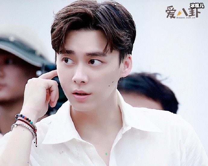 【WPT扑克】李易峰理想型是怎样的 李易峰喜欢的人究竟是怎么样的