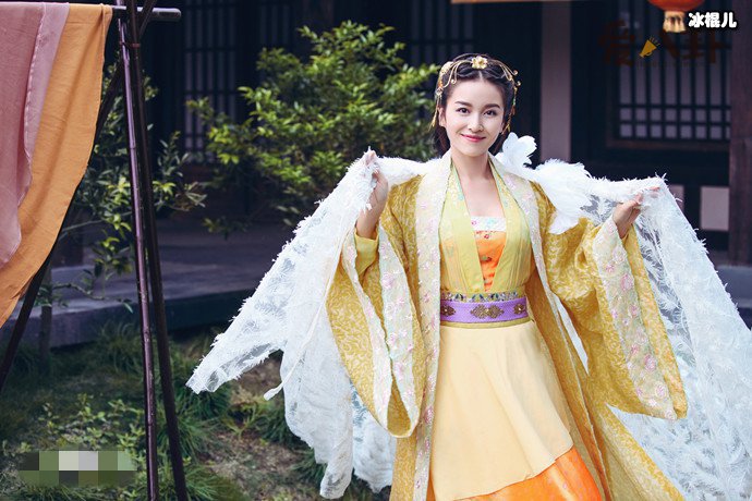 【WPT扑克】倾世妖颜中荆南梦是谁演的? 杨雪儿资料起底她还演过什么