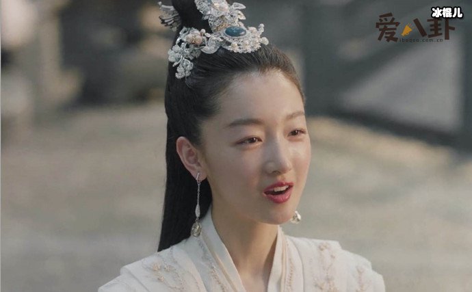 【WPT扑克】周冬雨新剧演技遭吐槽! 对比丫鬟张嘉倪网友质疑剧组选角看咖位