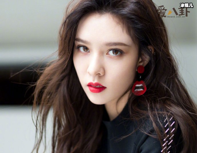 【WPT扑克】宋妍霏六年后向佟大为道歉！ 宋妍霏真的知错了吗？