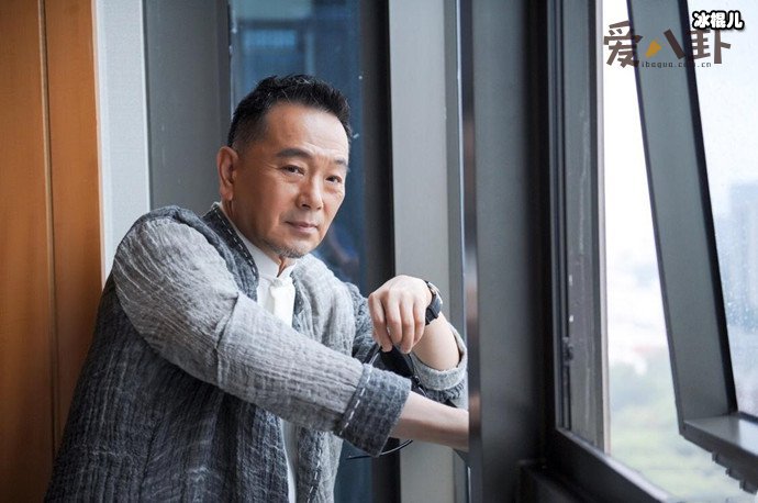 【WPT扑克】张晨光直播遭网友攻击哭了? 为什么张晨光老师会被骂