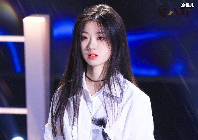 【WPT扑克】歌手单依纯个人资料, 扒一扒单依纯是怎么出道当歌手的