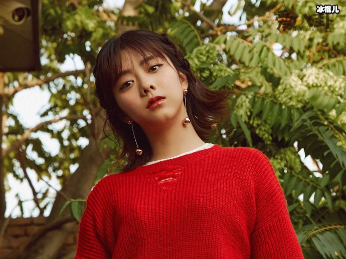 【WPT扑克】谭松韵交往十年的男朋友曝光, 低调但是背景惊人