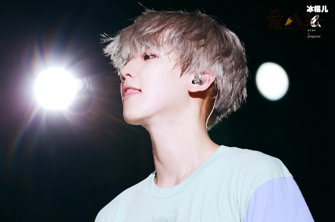 【WPT扑克】边伯贤被打是为什么？ 为了保护吴世勋被打是真的吗