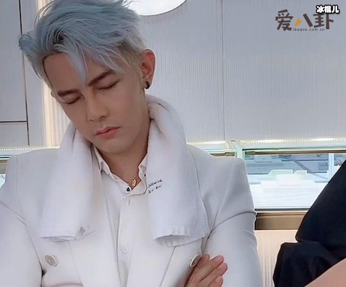 【WPT扑克】汪东城直播睡觉惹争议, 到底是真睡着还是假睡着?