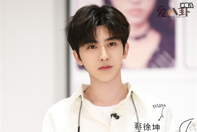 【WPT扑克】蔡旭坤自曝母亲职业, 蔡旭坤是妈妈是做什么的？