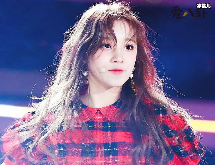 【WPT扑克】宋雨琦为什么在韩国出道 ,她现今为何又在中国娱乐圈发展呢