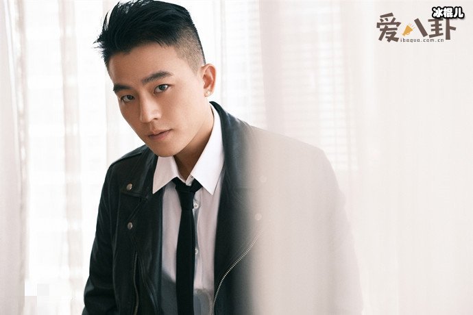 【WPT扑克】欧豪家境怎么样, 欧豪父母是做什么的他真是富二代吗