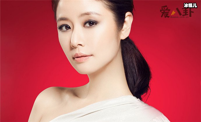 【WPT扑克】林心如删与霍建华自拍照, 女方经纪人回应：别多想