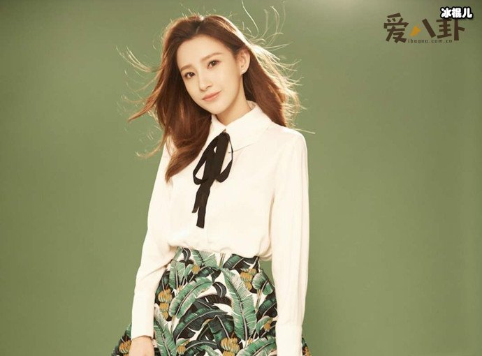 【WPT扑克】马凡舒泳裤脱落是怎么回事, 美女主持绯闻不少起底其经历