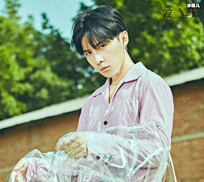 【WPT扑克】唐禹哲夜会两女, 唐禹哲出轨了吗？