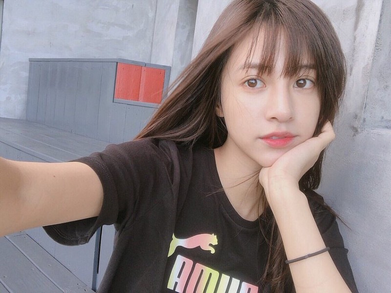 【WPT扑克】氣質甜美清新兼具！大眼正妹「陳敬宣」陽光燦笑瞬間擄獲人心　散發滿滿女友感