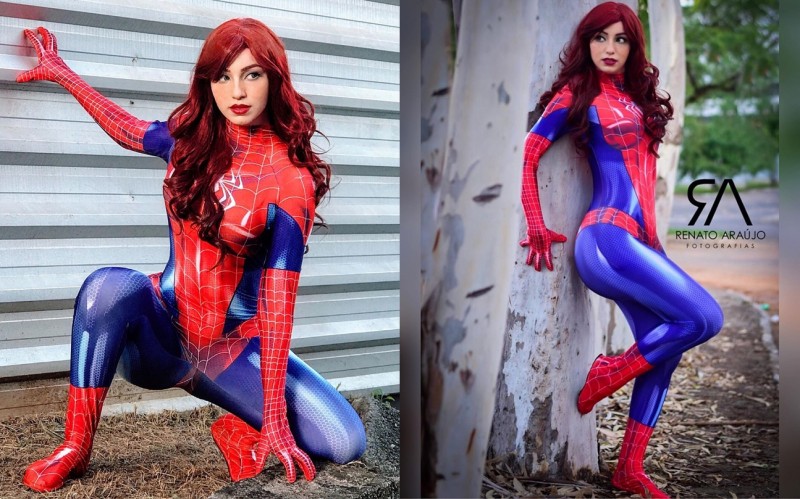 【WPT扑克】巴西超肉感Coser「Juulianalopez」乳膠金屬質感蜘蛛女騷到爆　渾圓巨肥尻快把褲子撐破啦