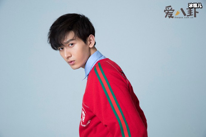 【WPT扑克】成毅工作室发声明, CP粉未经授权投屏被警告仍不放弃投屏