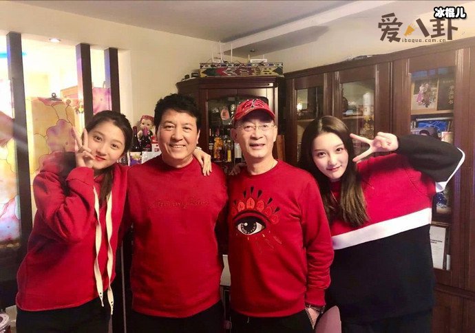 【WPT扑克】关少曾六小龄童是啥关系, 是亲戚吗关晓彤叫六小龄童什么