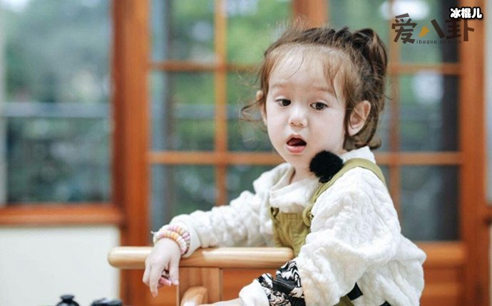 【WPT扑克】周嘉诚是哪里的混血儿, 他在《二十不惑》里演什么角色