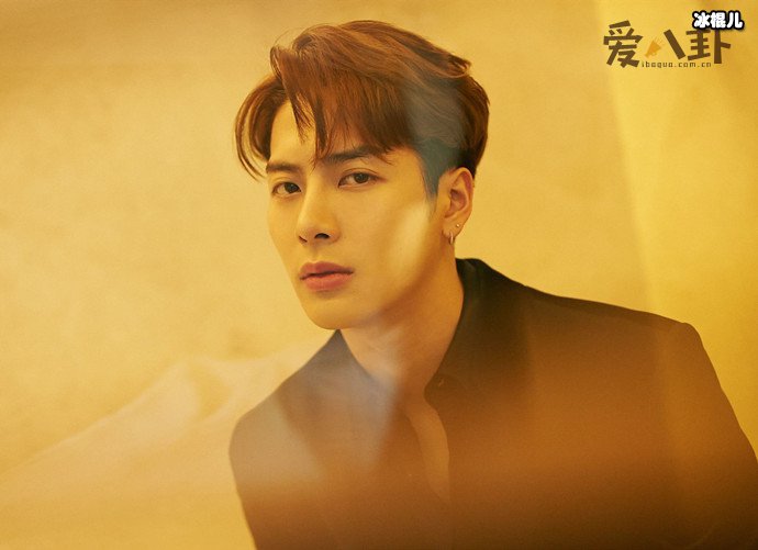 【WPT扑克】王嘉尔私生活混乱详情, 混夜店蹦迪他常去的酒吧是什么