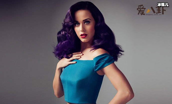 【WPT扑克】水果姐未婚夫是谁？ 挺巨大孕肚与老公一起海边冲浪