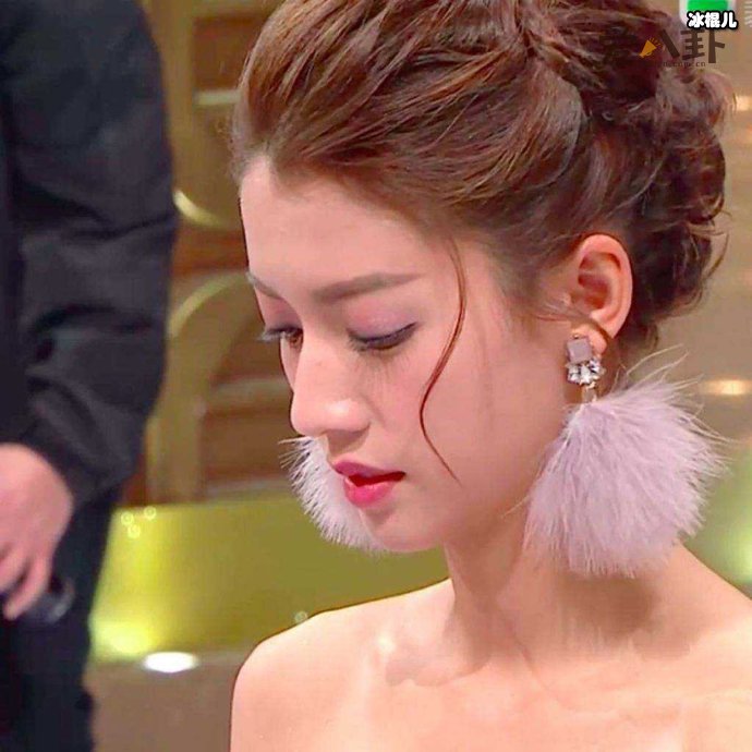 【WPT扑克】蔡思贝为什么叫人肉发电机. 绯闻缠身黑历史接连被爆