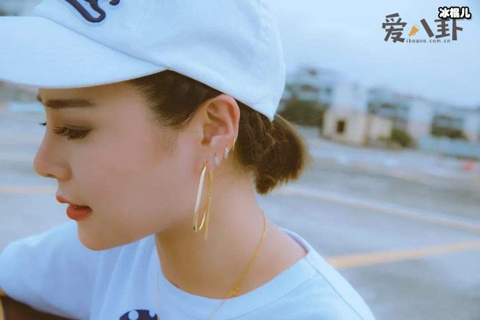 【WPT扑克】花姐是谁？ 抖音走红的高颜值翻唱达人