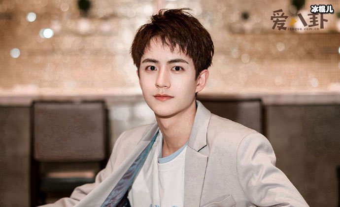 【WPT扑克】肖燃今年几岁了, 95后高学历出身的肖燃作品有哪些