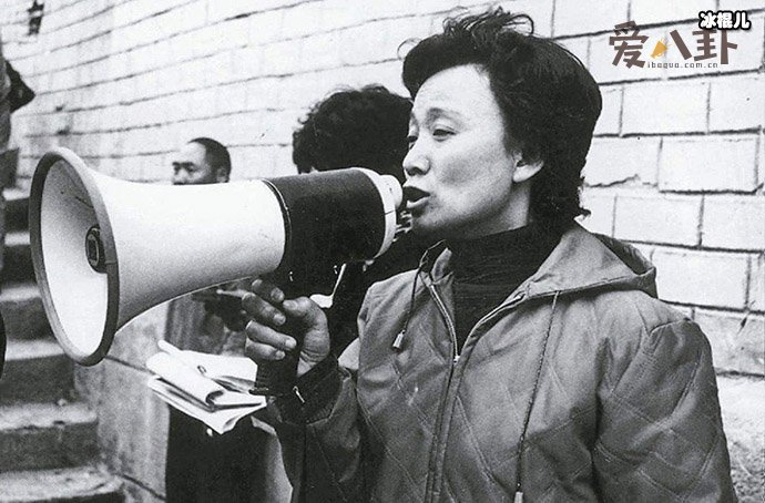 【WPT扑克】导演刘立立的爱情, 堪称最和谐的3人爱情故事