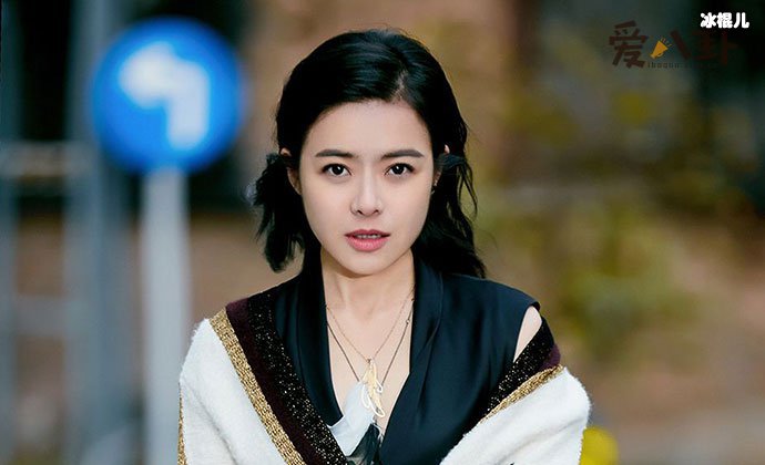 【WPT扑克】主持人陈辰个人资料, 姑妈是制片人姑父是上影集团总裁