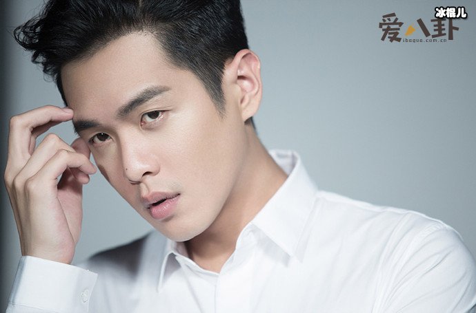 【WPT扑克】张若昀和继母刘蓓关系怎么样？ 刘蓓为啥没参加张若昀婚礼