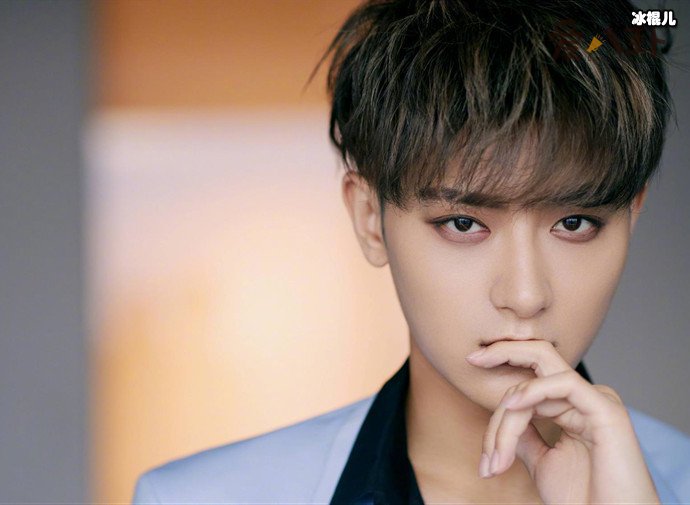 【WPT扑克】黄子韬爸爸是谁很有钱吗？ 网曝黄子韬爸爸出资为他开公司