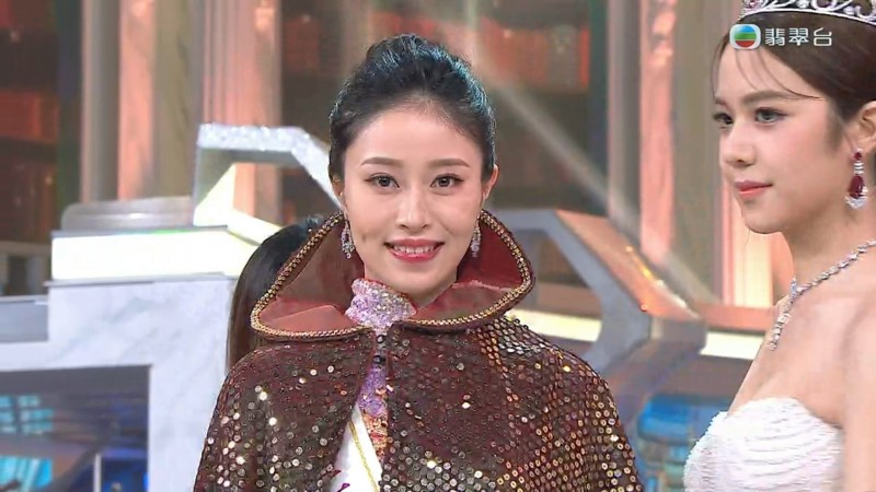 【WPT扑克】倪樂琳香港小姐2024奪冠軍！曾拍水著寫真有「城大李嘉欣」稱號