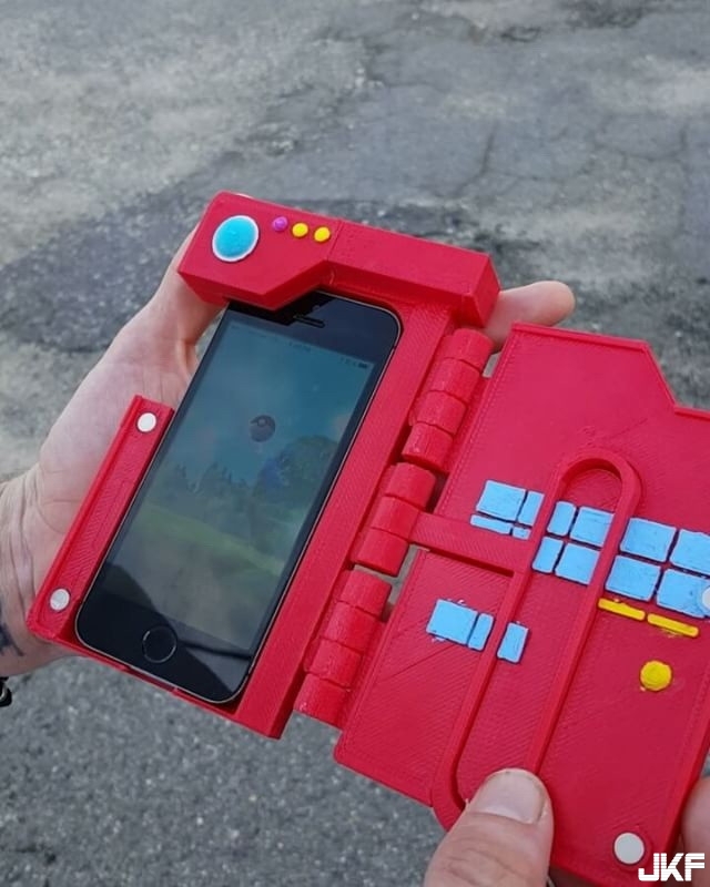 【WPT扑克】手殘丟不到寶可夢嗎？日網友自製「必抓到」手機矯正器