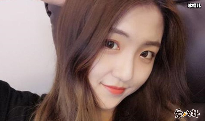 【WPT扑克】抖音m哥一年赚多少钱？ 女网红M哥真名叫什么