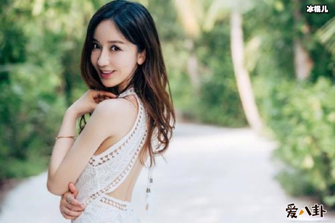 【WPT扑克】娄艺潇被曝与神秘男K歌后同回家 娄艺潇与李川分手了？