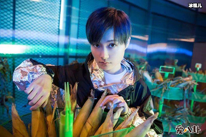 【WPT扑克】为何李宇春跳舞妖娆舞姿让网友直呼学不来！